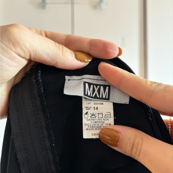 Black skort - Picture 2 of 6